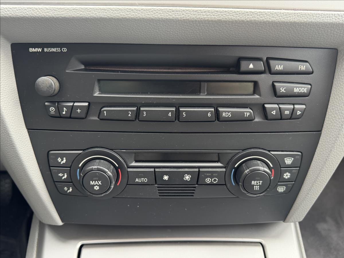 BMW Řada 3 Kombi 2,0 l 120 kw