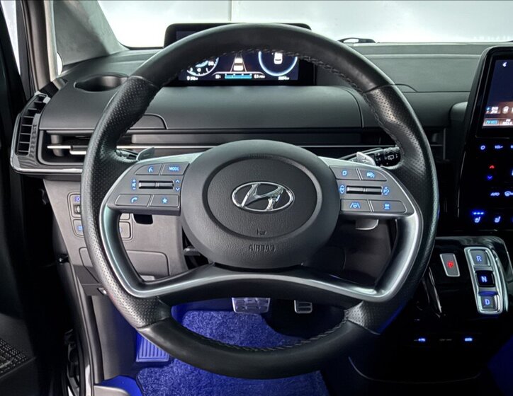 Hyundai Staria MPV 2,2 l 130 kw
