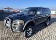 Mitsubishi Pajero 34