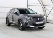 Peugeot 2008 SUV 1,2 l 96 kw