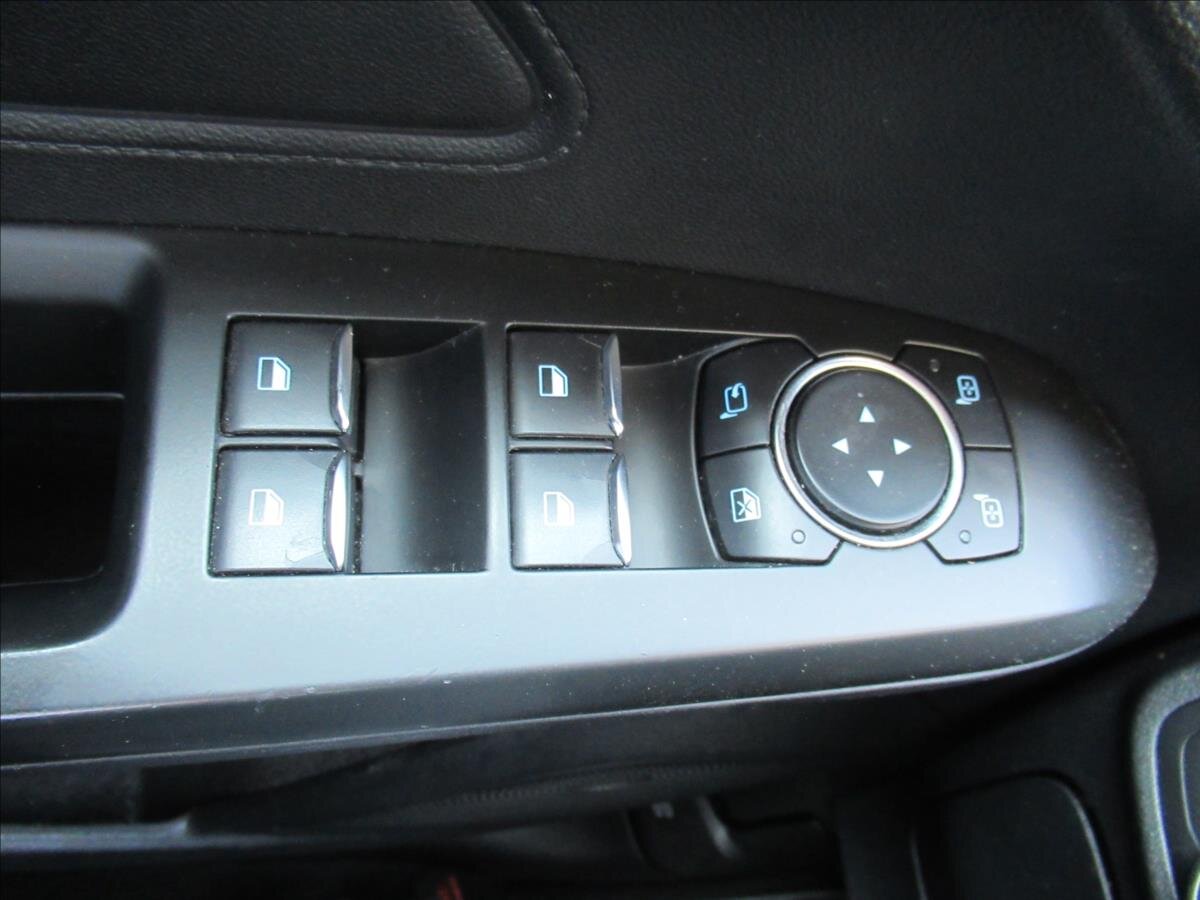 Ford Focus Kombi 1,5 l 70 kw