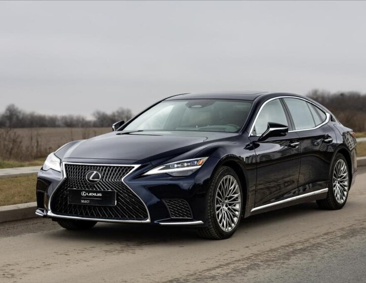 Lexus LS 500h Sedan / Limuzína 3,5 l 264 kw