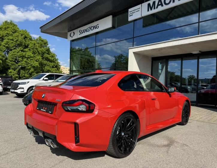 BMW M2 7