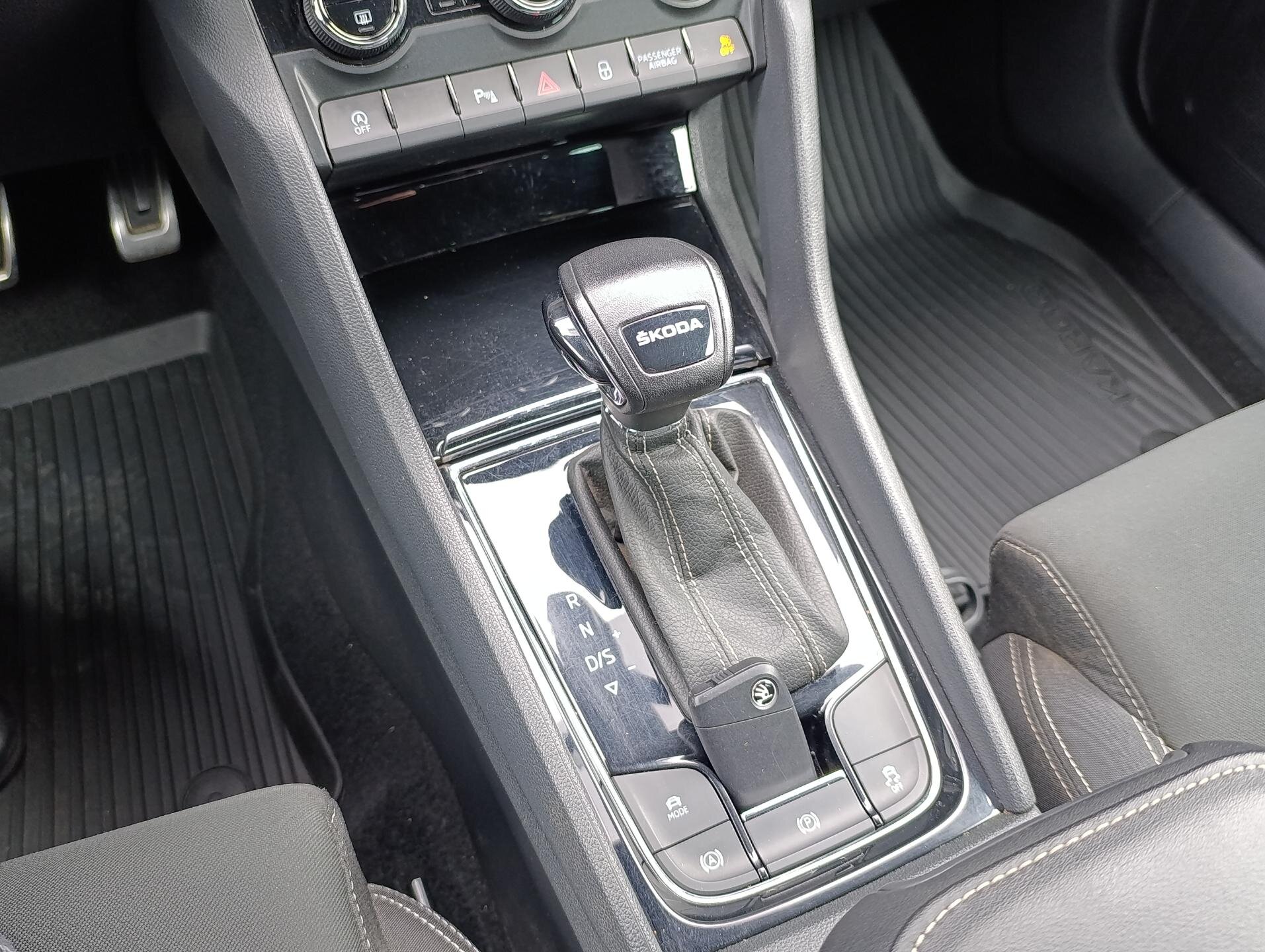 Škoda Karoq SUV / Terénní 1,5 l 110 kw