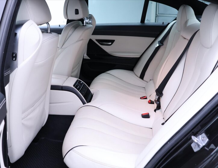 BMW Řada 6 Kupé 3,0 l 230 kw