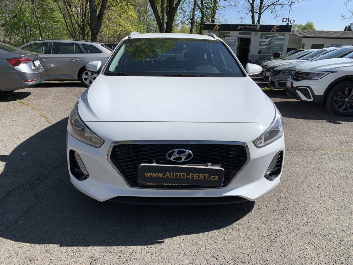 Hyundai i30 Kombi 1,6 l 81 kw