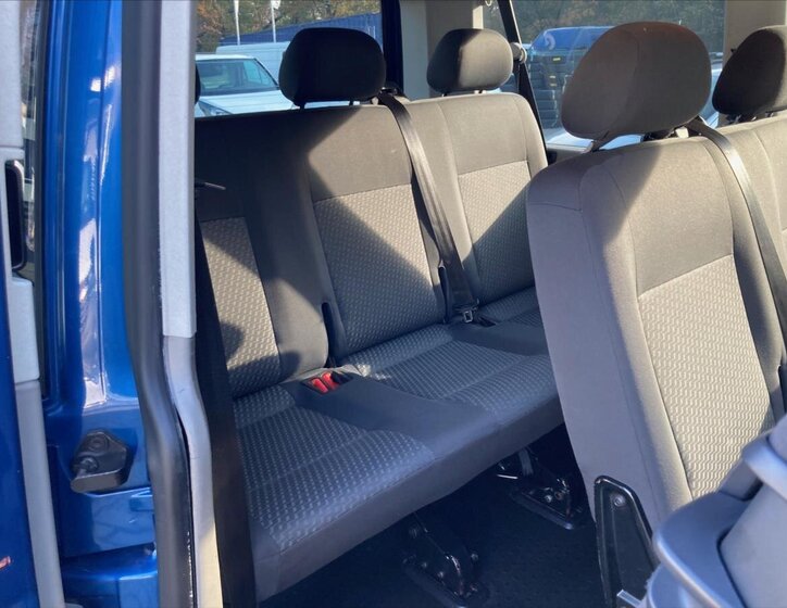 Volkswagen Caravelle 35