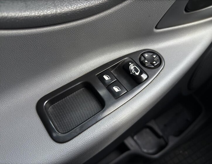 Citroën Jumpy Kombi 2,0 l 72 kw