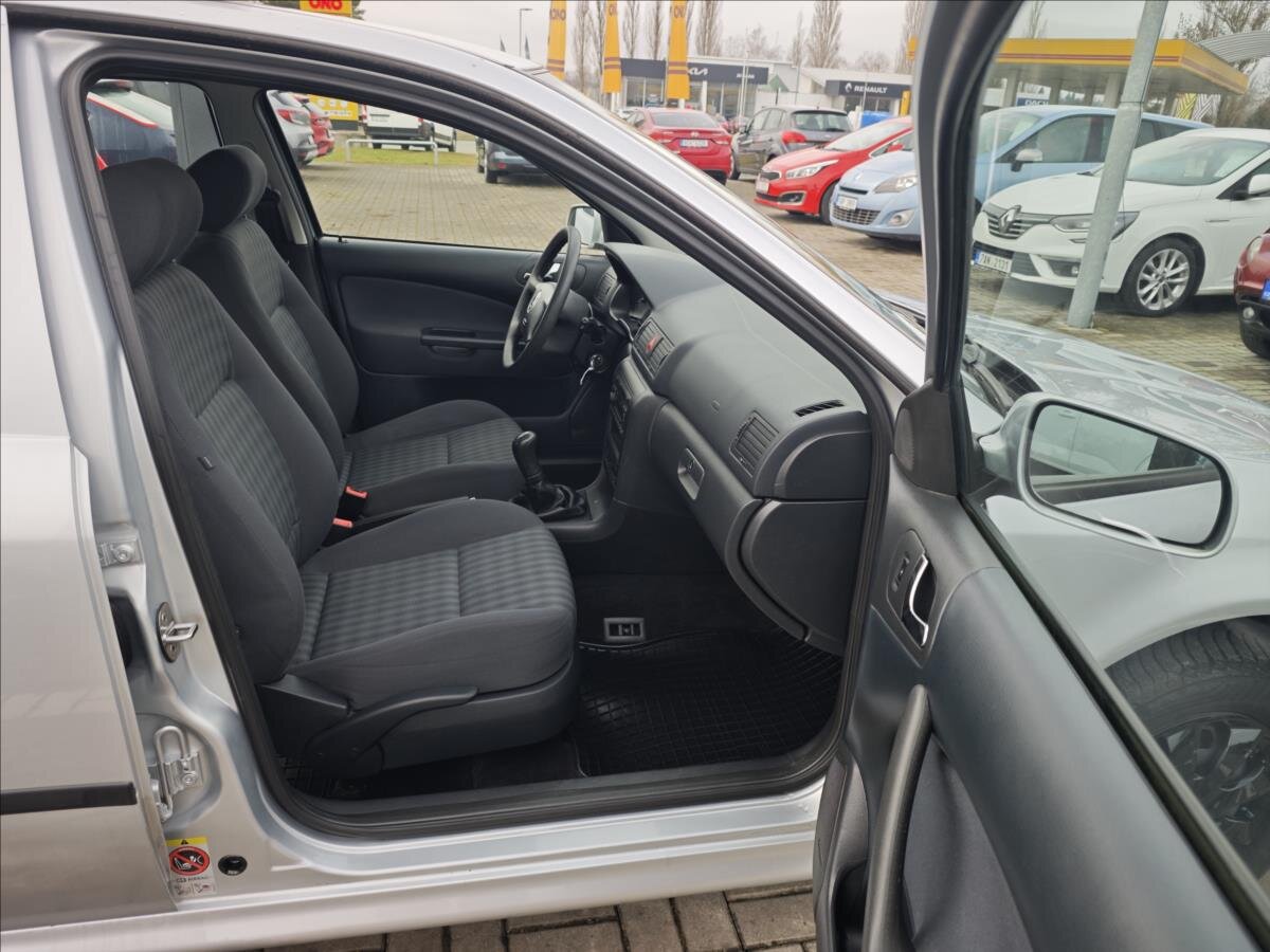 Škoda Octavia Liftback 1,6 l 75 kw
