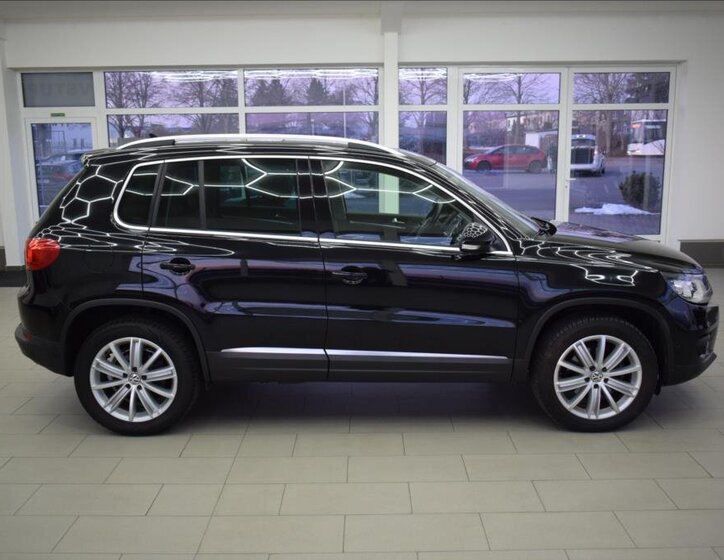 Volkswagen Tiguan SUV 2,0 l 103 kw