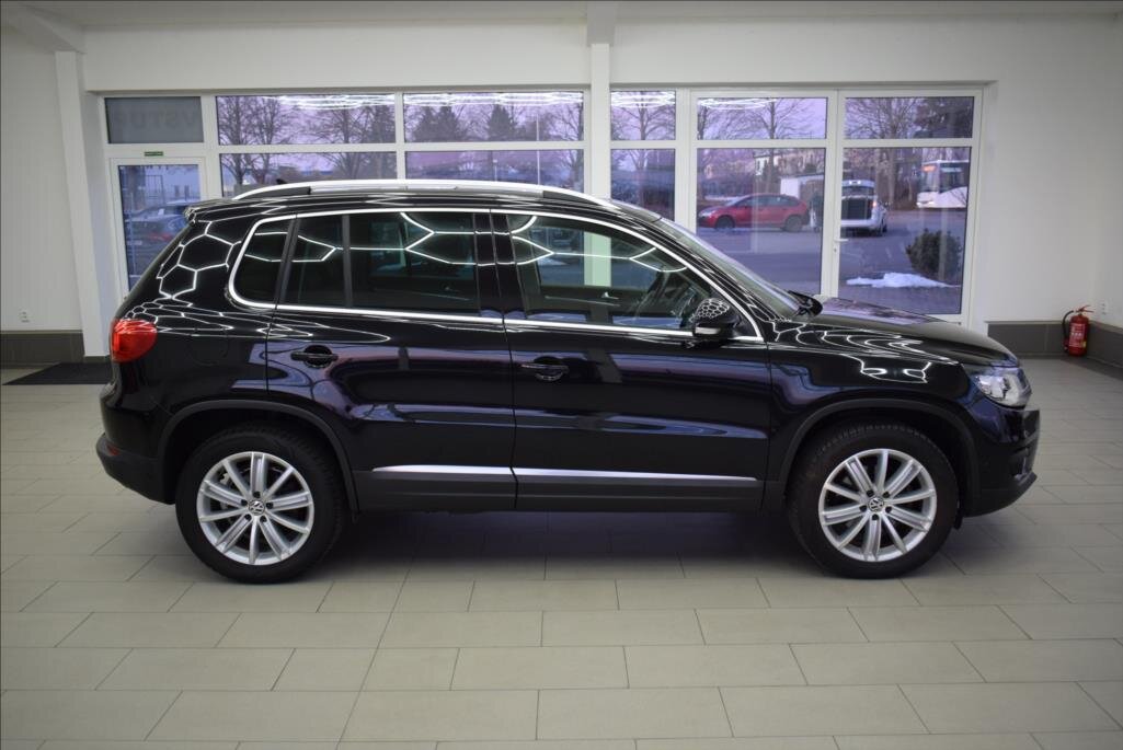 Volkswagen Tiguan SUV 2,0 l 103 kw