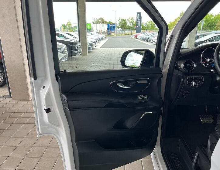 Mercedes-Benz Třídy V 9