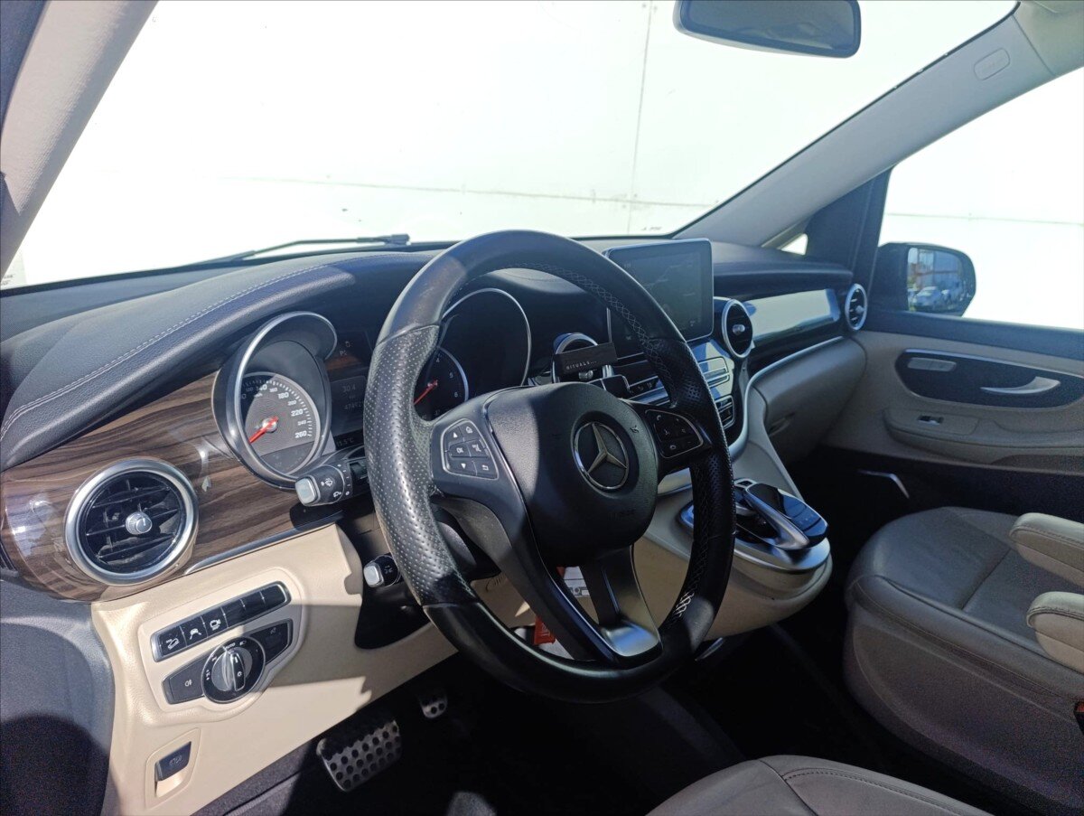 Mercedes-Benz Třídy V MPV 2,1 l 140 kw