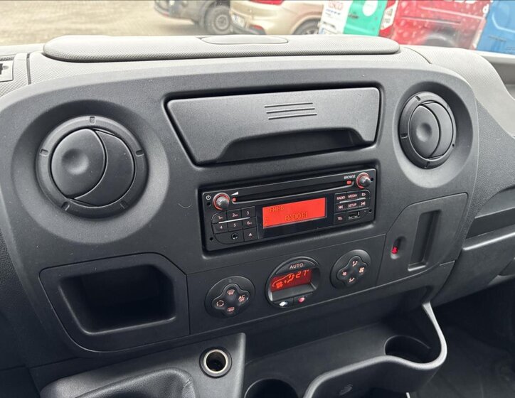 Renault Master 14