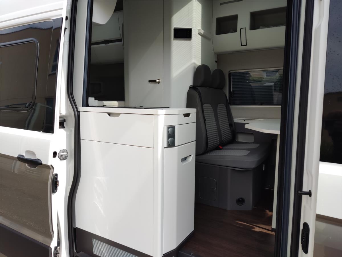 Volkswagen Grand California