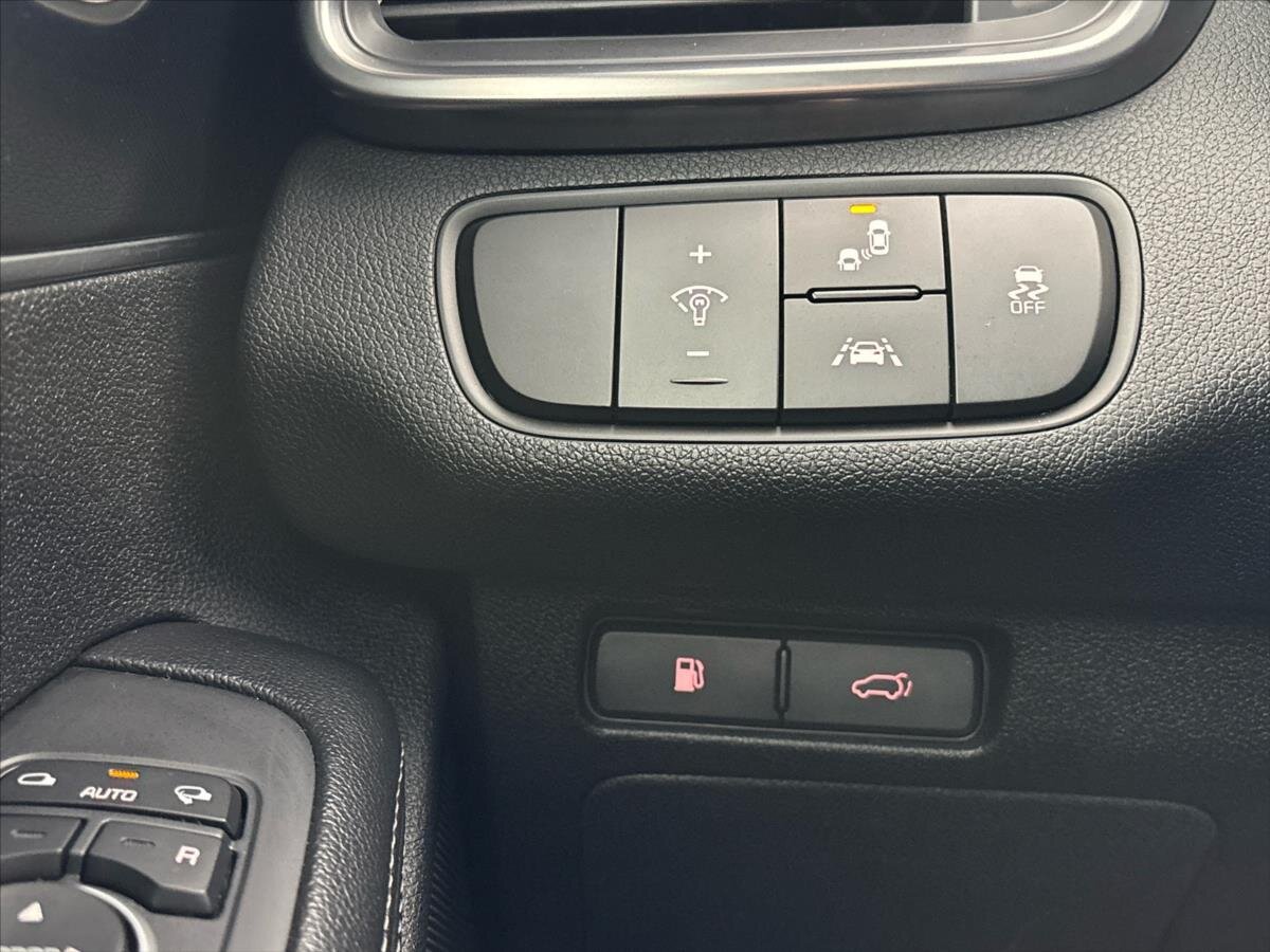 KIA Sorento SUV / Terénní 2,2 l 147 kw