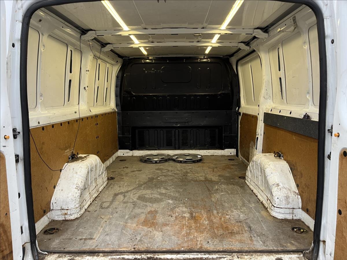 Ford Transit Skříň 2,2 l 74 kw