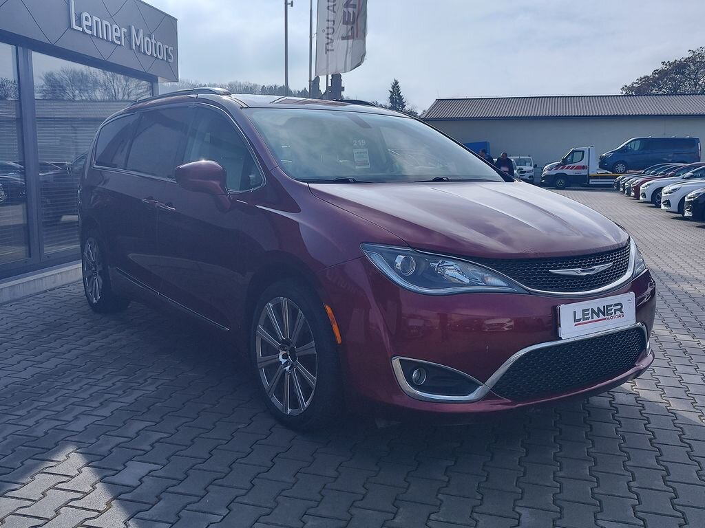 Chrysler Pacifica MPV 3,6 l 214 kw