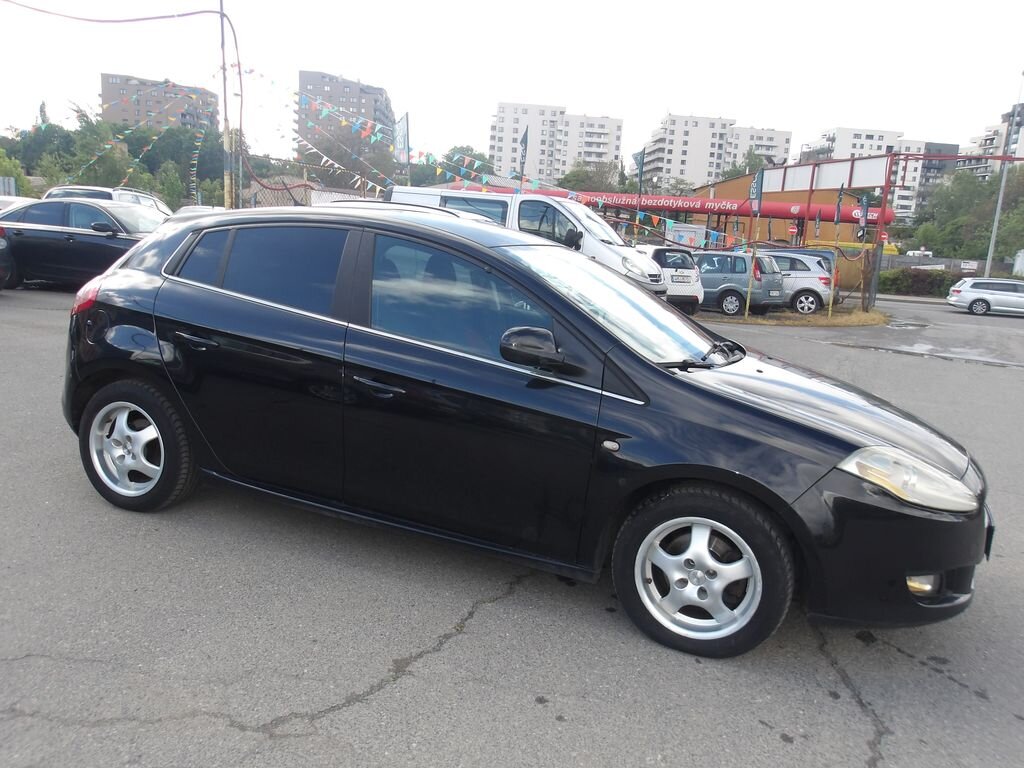 Fiat Bravo Hatchback 1,4 l 88 kw