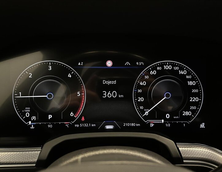 Volkswagen Touareg 14