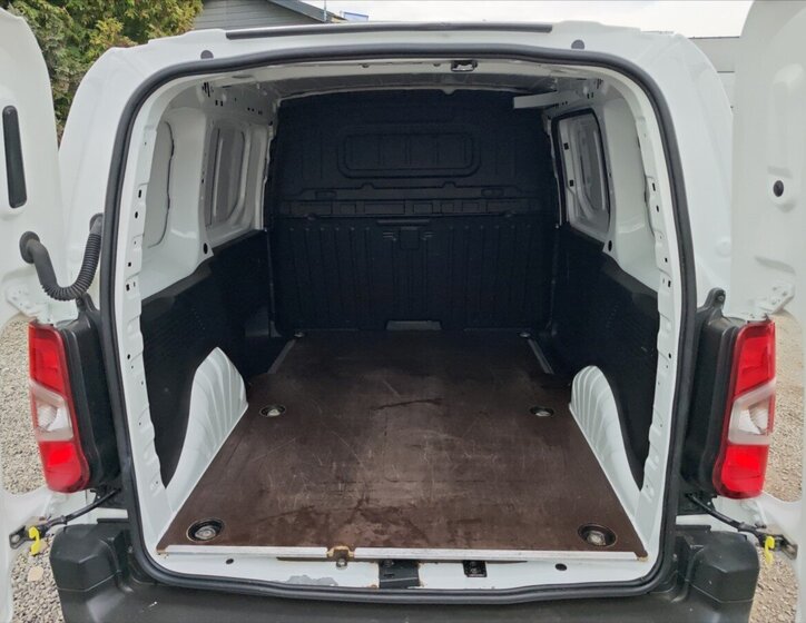 Peugeot Partner Ostatní 1,5 l 75 kw