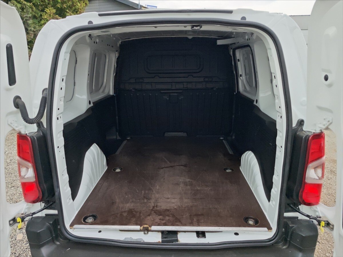 Peugeot Partner Ostatní 1,5 l 75 kw