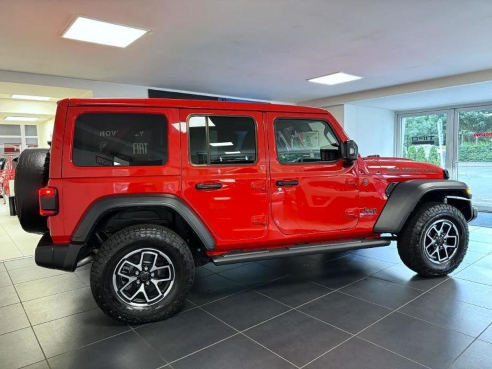 Jeep Wrangler 5