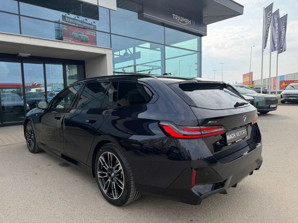 BMW Řada 5 Kombi 3,0 l 210 kw