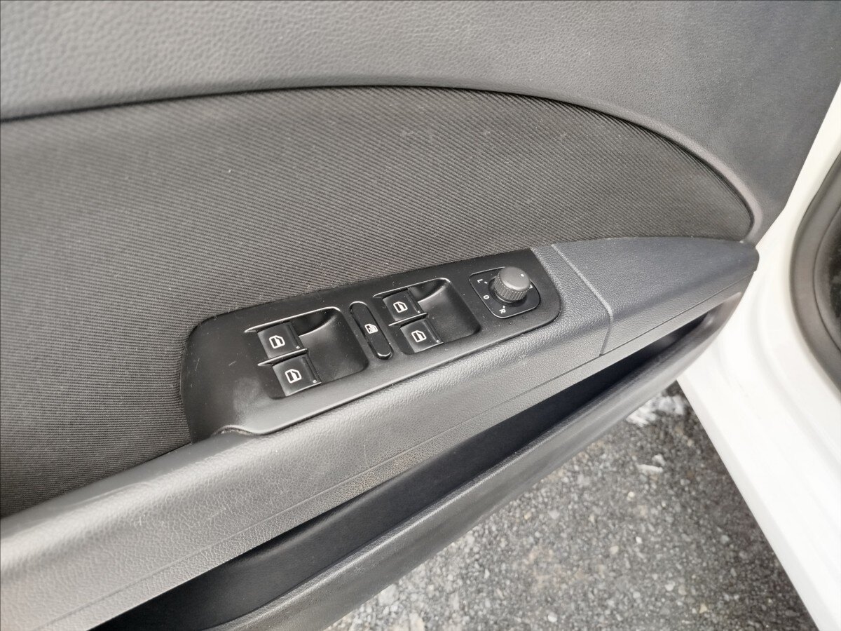 Škoda Superb Kombi 2,0 l 103 kw