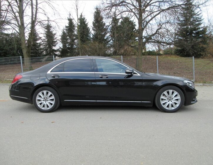 Mercedes-Benz Třídy S Sedan / Limuzína 3,0 l 190 kw