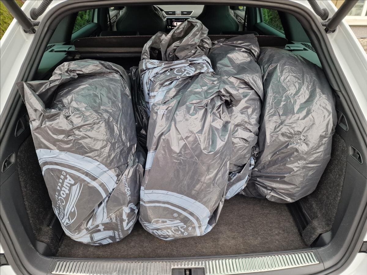 Škoda Superb Kombi 2,0 l 110 kw