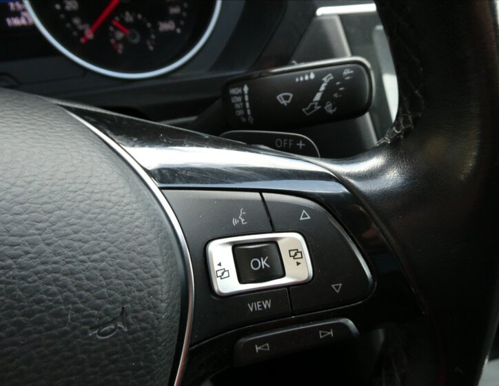 Volkswagen Tiguan Allspace SUV / Terénní 2,0 l 140 kw