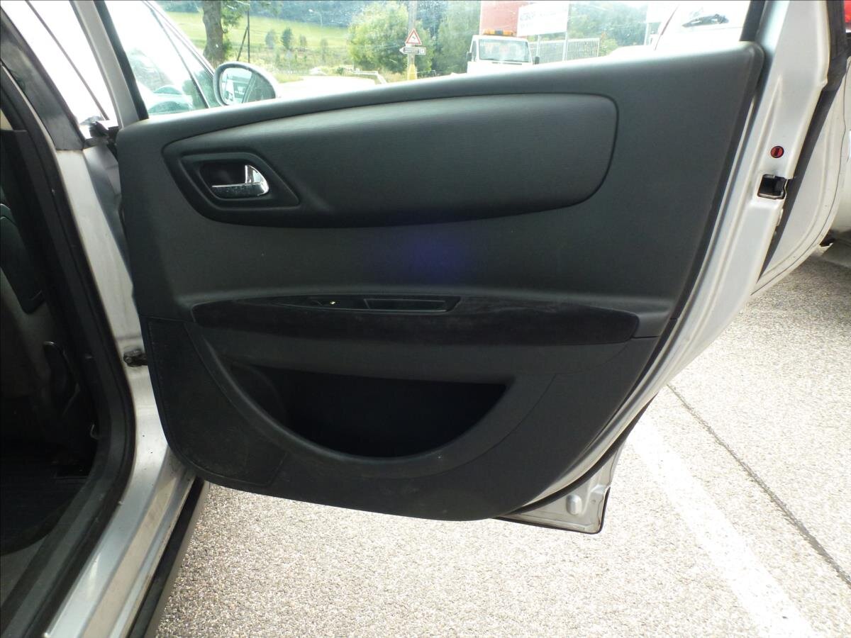 Citroën C4 Sedan / Limuzína 1,6 l 80 kw