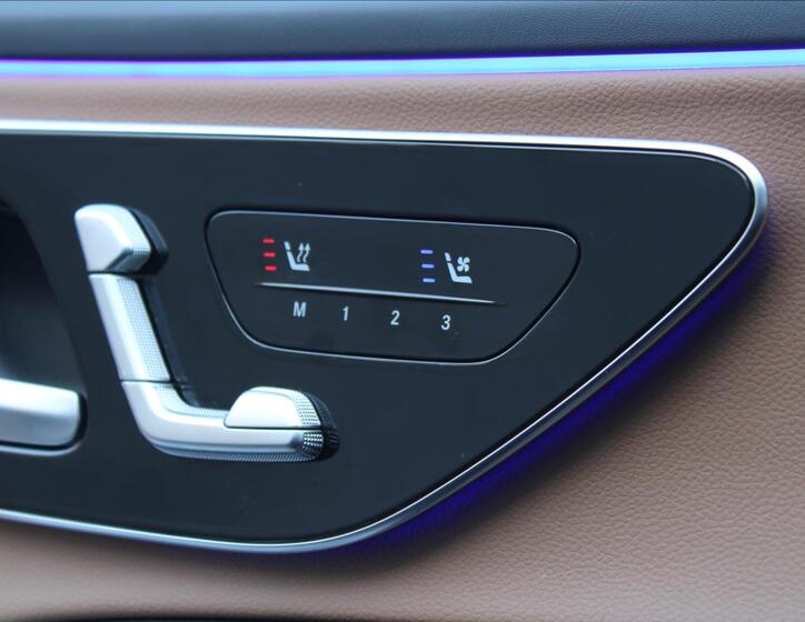 Mercedes-Benz Třídy E 15