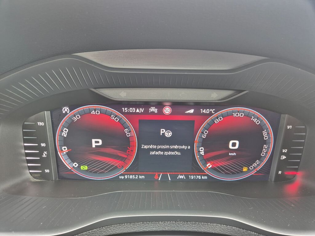 Škoda Karoq SUV / Terénní 1,5 l 110 kw