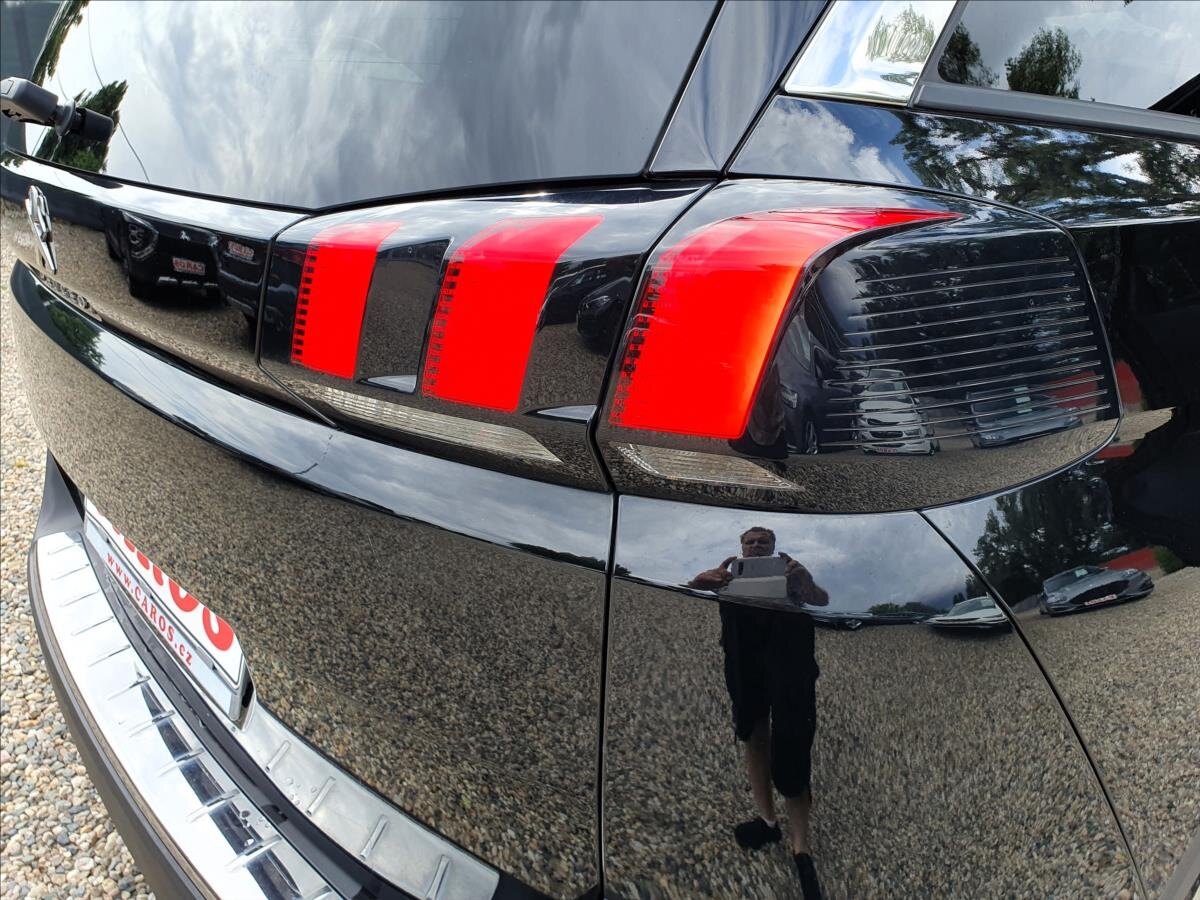 Peugeot 5008 SUV / Terénní 1,5 l 96 kw