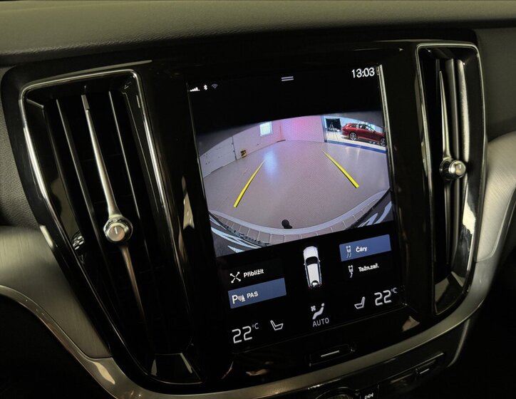 Volvo V60 Kombi 2,0 l 145 kw