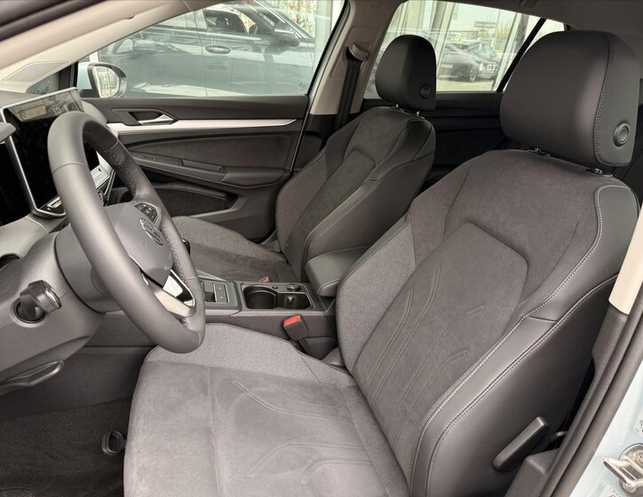 Volkswagen Golf Hatchback 1,5 l 110 kw