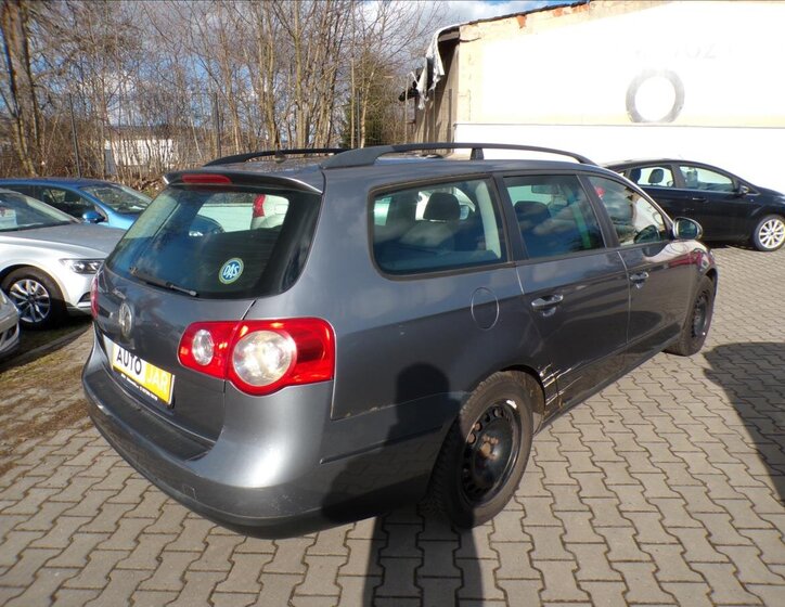 Volkswagen Passat Kombi 1,9 l 77 kw