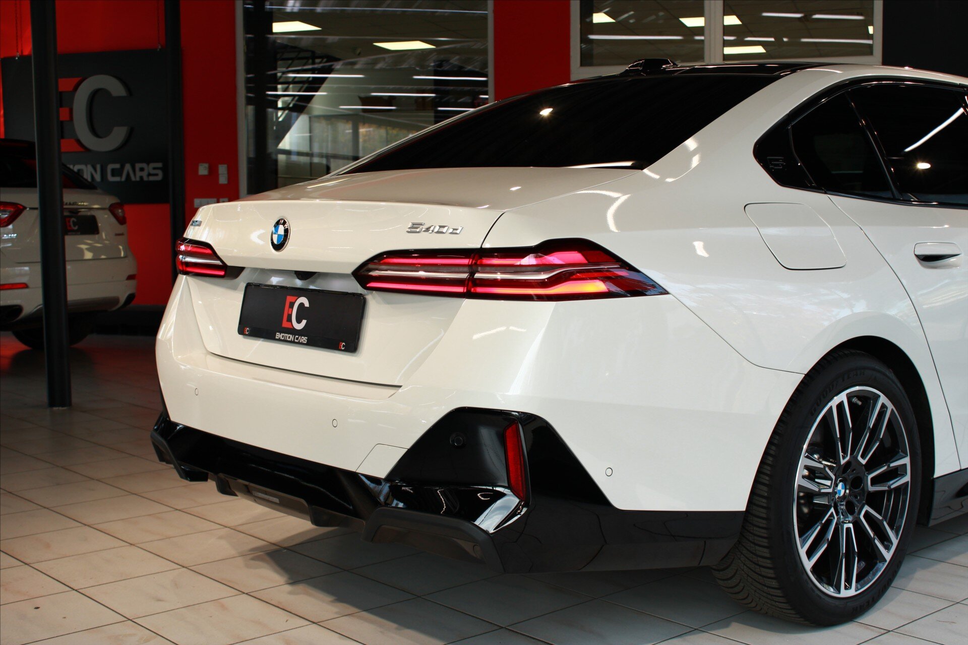 BMW Řada 5 Sedan / Limuzína 3,0 l 210 kw