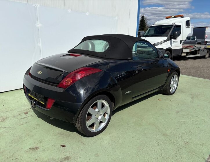 Ford Streetka Kabriolet 1,6 l 70 kw