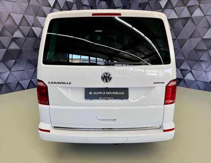 Volkswagen Caravelle 6