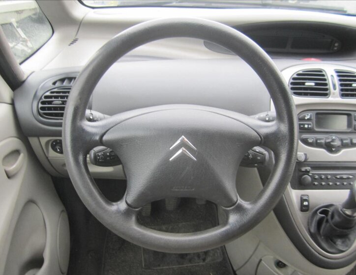 Citroën Xsara Picasso Kombi 1,6 l 80 kw