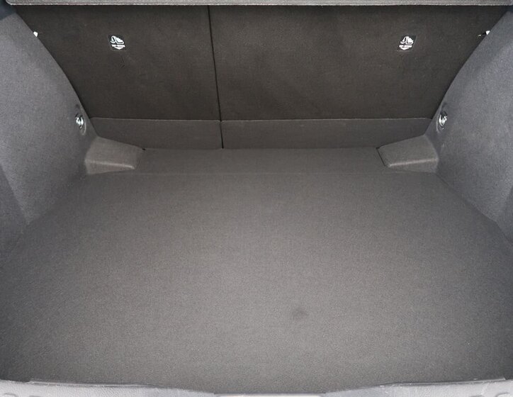 Toyota C-HR SUV 1,8 l 72 kw