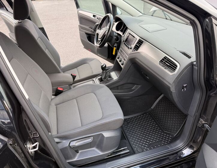 Volkswagen Golf Sportsvan 10