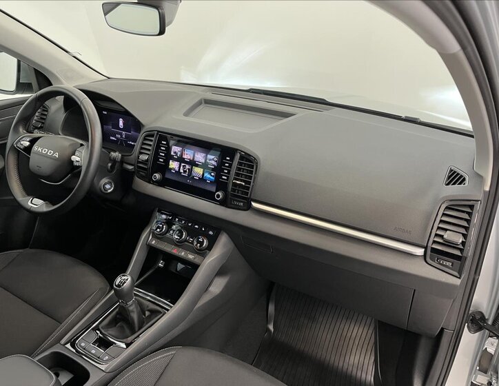 Škoda Karoq SUV 1,5 l 110 kw