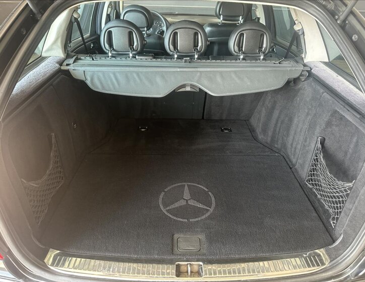 Mercedes-Benz Třídy C Kombi 2,1 l 110 kw