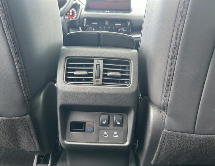 Nissan X-Trail SUV / Terénní 1,5 l 116 kw