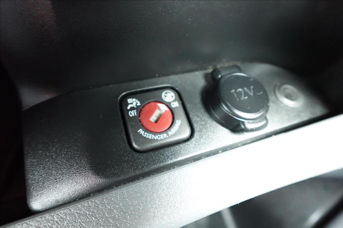 Opel Vivaro Ostatní 1,5 l 75 kw