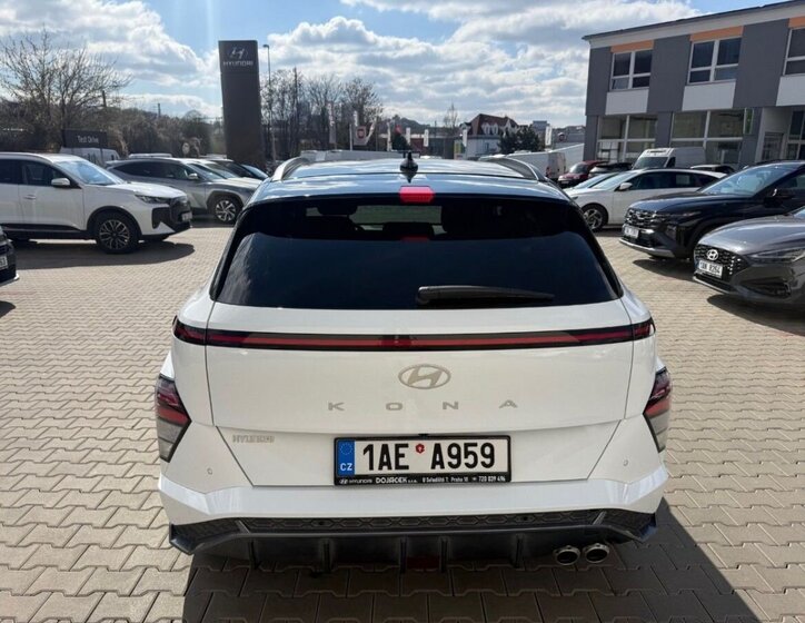 Hyundai Kona SUV / Terénní 1,6 l 145 kw